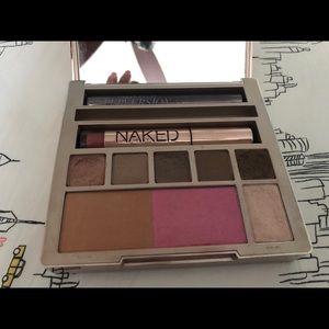 Urban Decay Naked On The Run Palette
